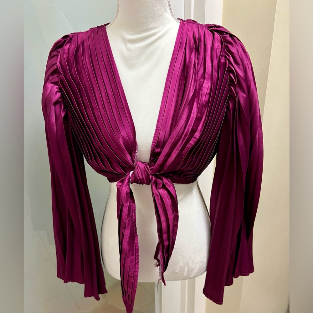 L’atiste Burgundy Top
